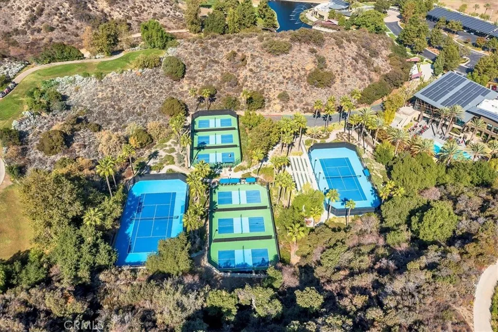 23931 Augusta, Corona, California 92883 home-pic-60